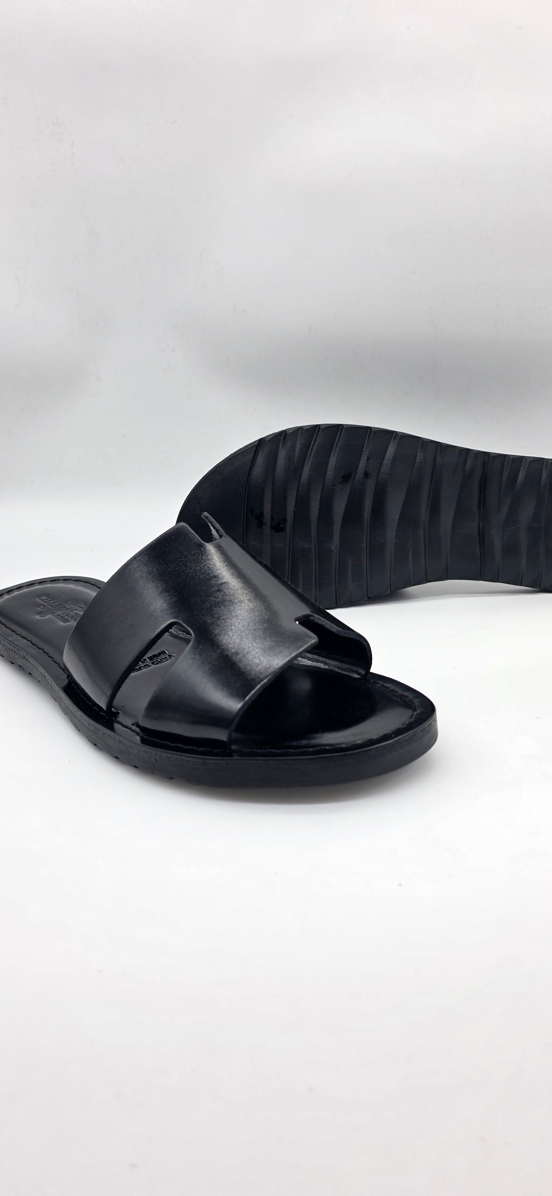 SANDALO HENRY IN VERA PELLE