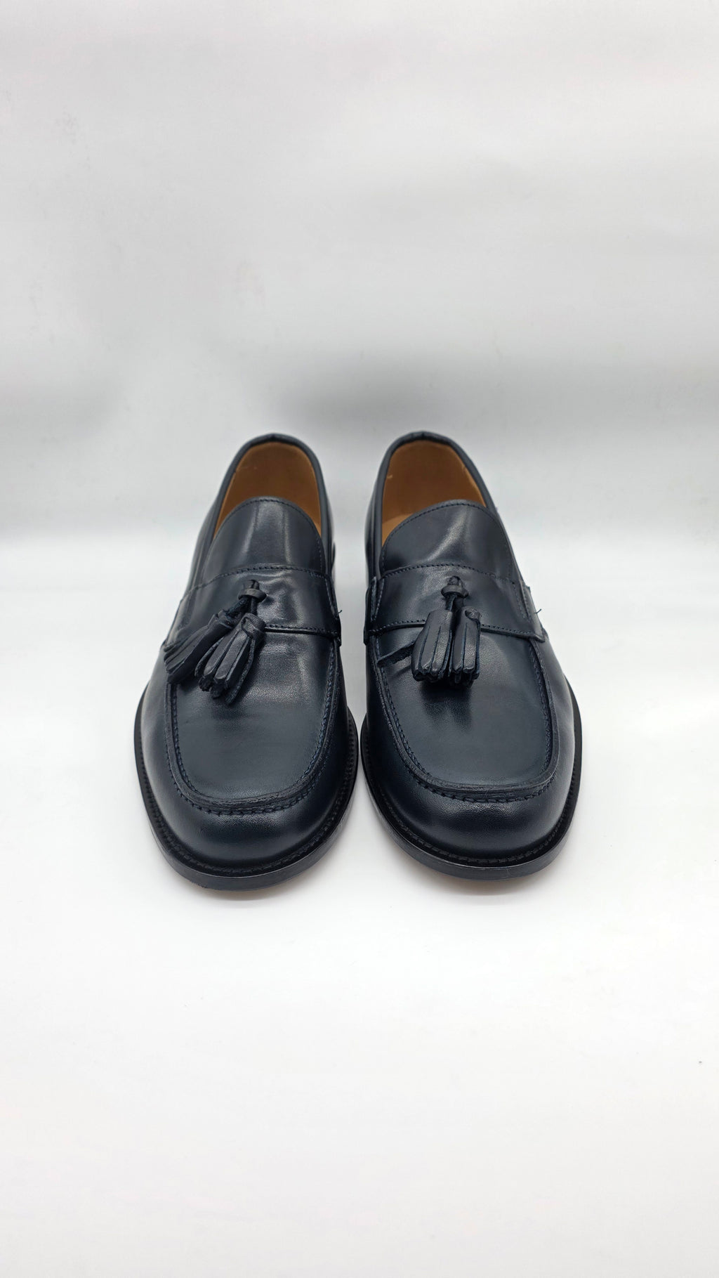 Loafer da uomo in vera pelle blu , fondo cuoio cucitura blake